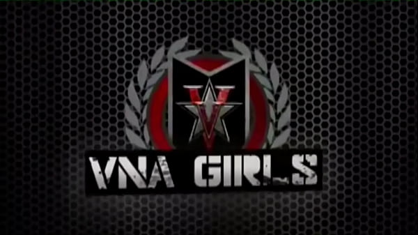 Bikini MILF Vicky Vette Pleasing Her Meaty Pussy After Beach Day!